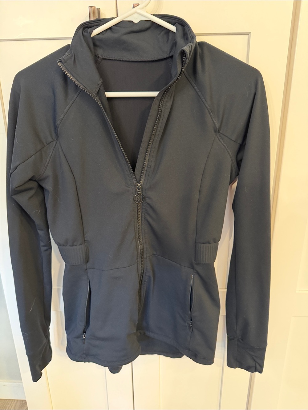 Fabletics Women's Running - Charcoal Zip-Front Bomber Jacket